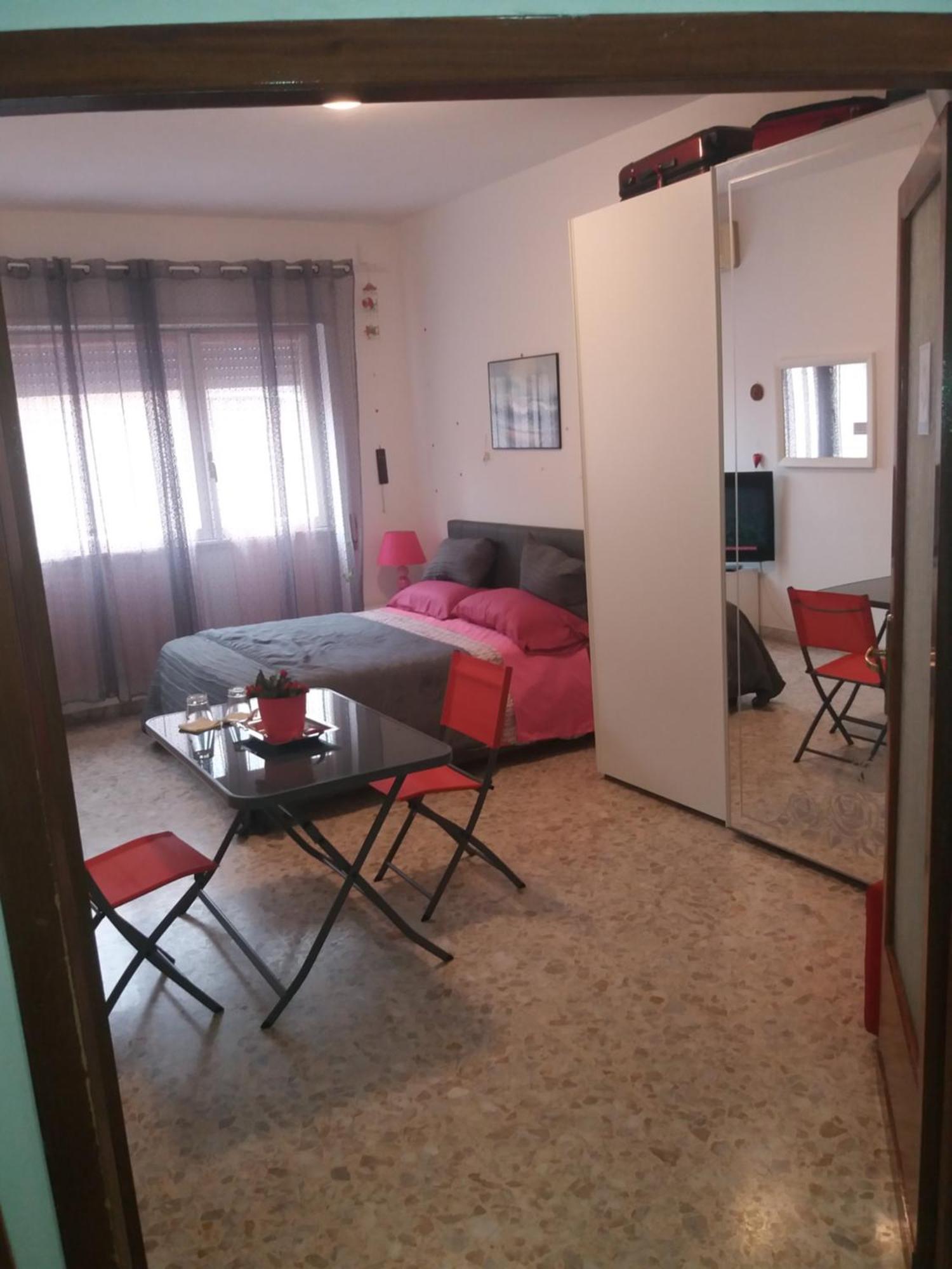 Apartament Silvy Trastevere — Foto 1